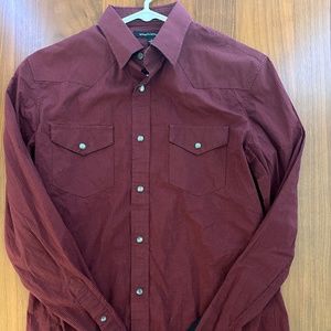 Banana Republic Men's Button Down Shirt Size: Small